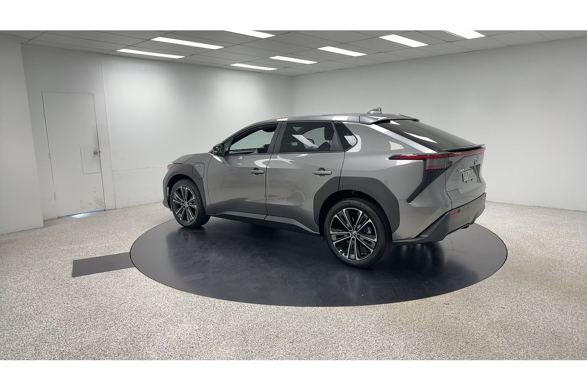 2023 Toyota bZ4X XEAM10R