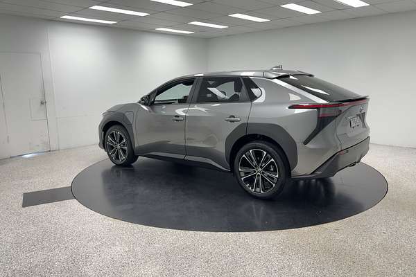 2023 Toyota bZ4X XEAM10R