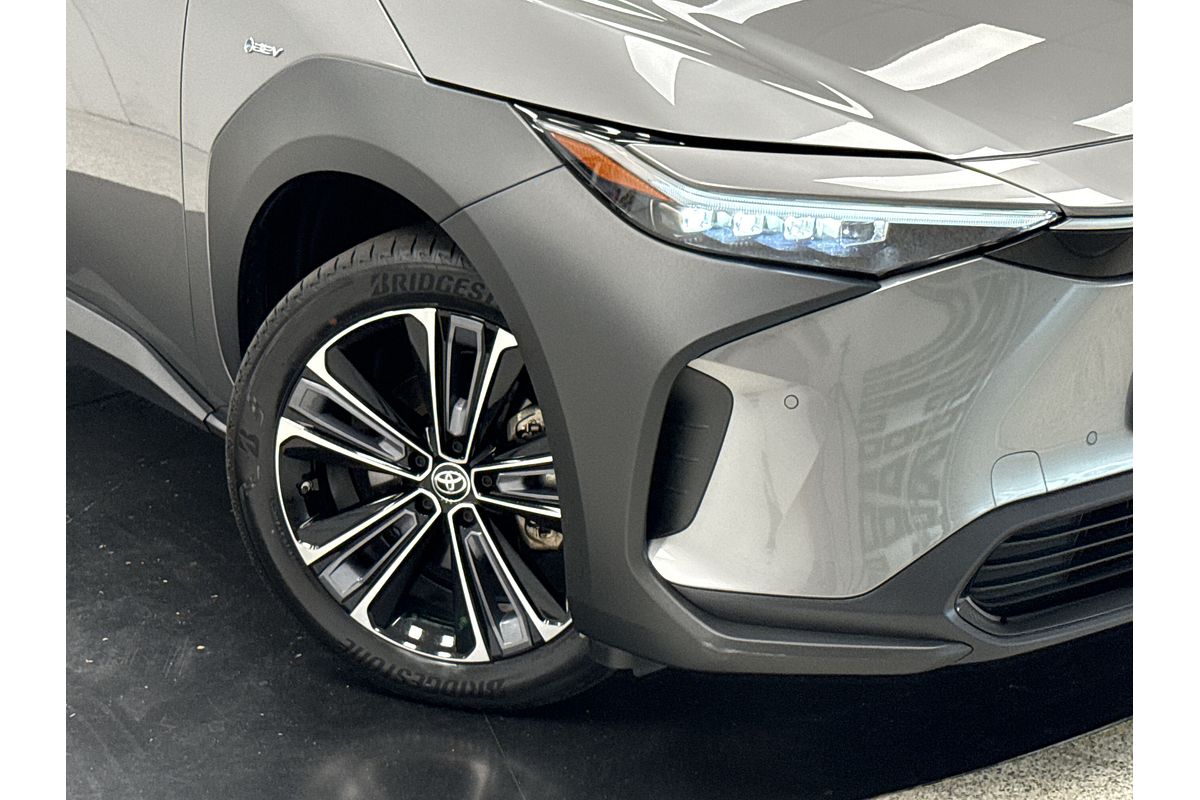 2023 Toyota bZ4X XEAM10R