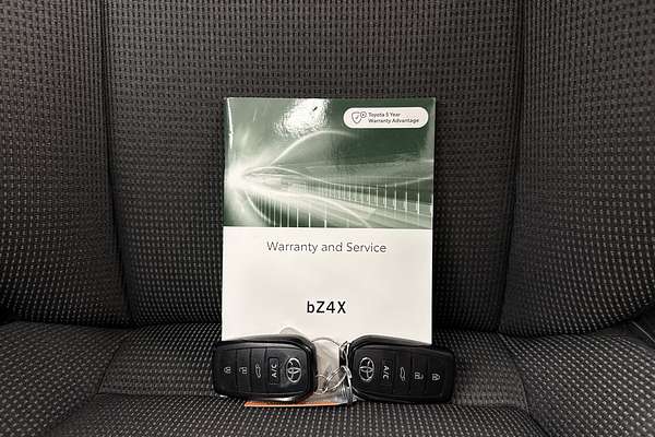 2023 Toyota bZ4X XEAM10R