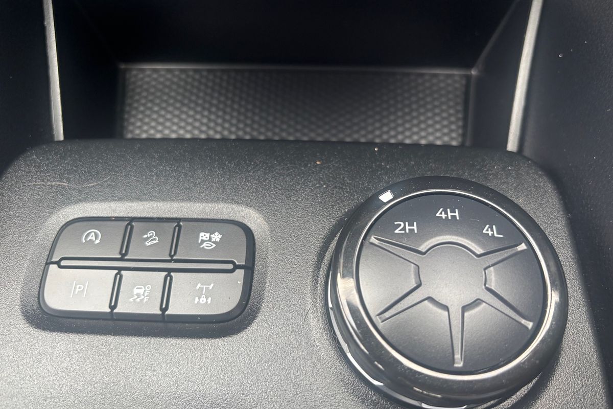 2025 Ford Ranger XLS 4X4 2.0L