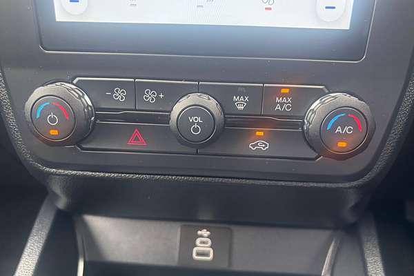 2025 Ford Ranger XLS 4X4 2.0L