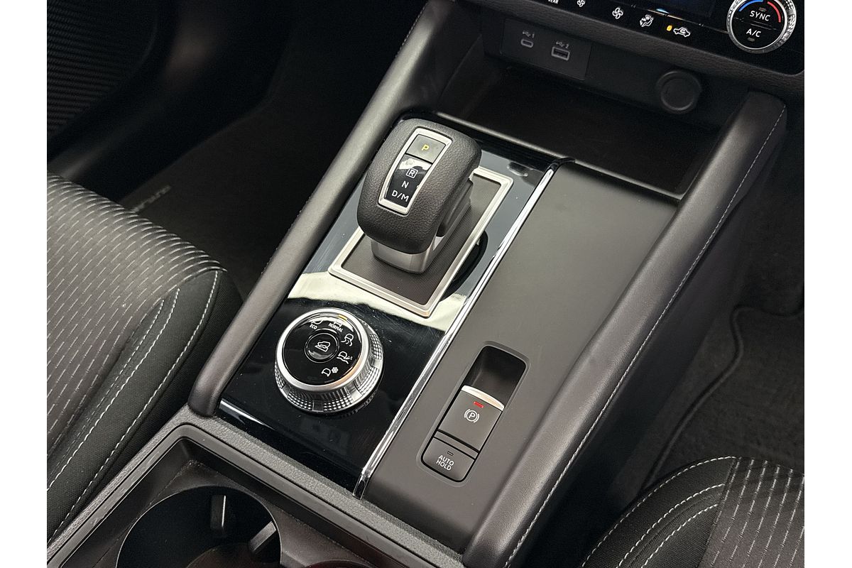 2023 Mitsubishi Outlander ES ZM