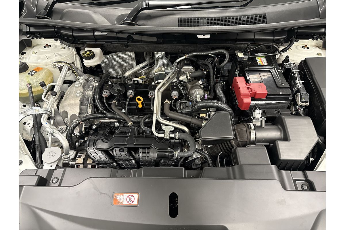 2023 Mitsubishi Outlander ES ZM