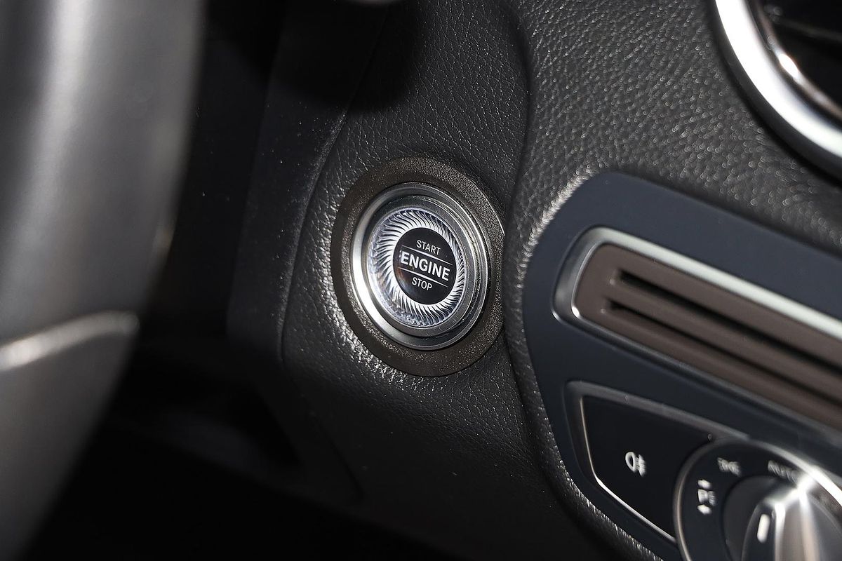 2019 Mercedes-Benz C-Class C200 W205