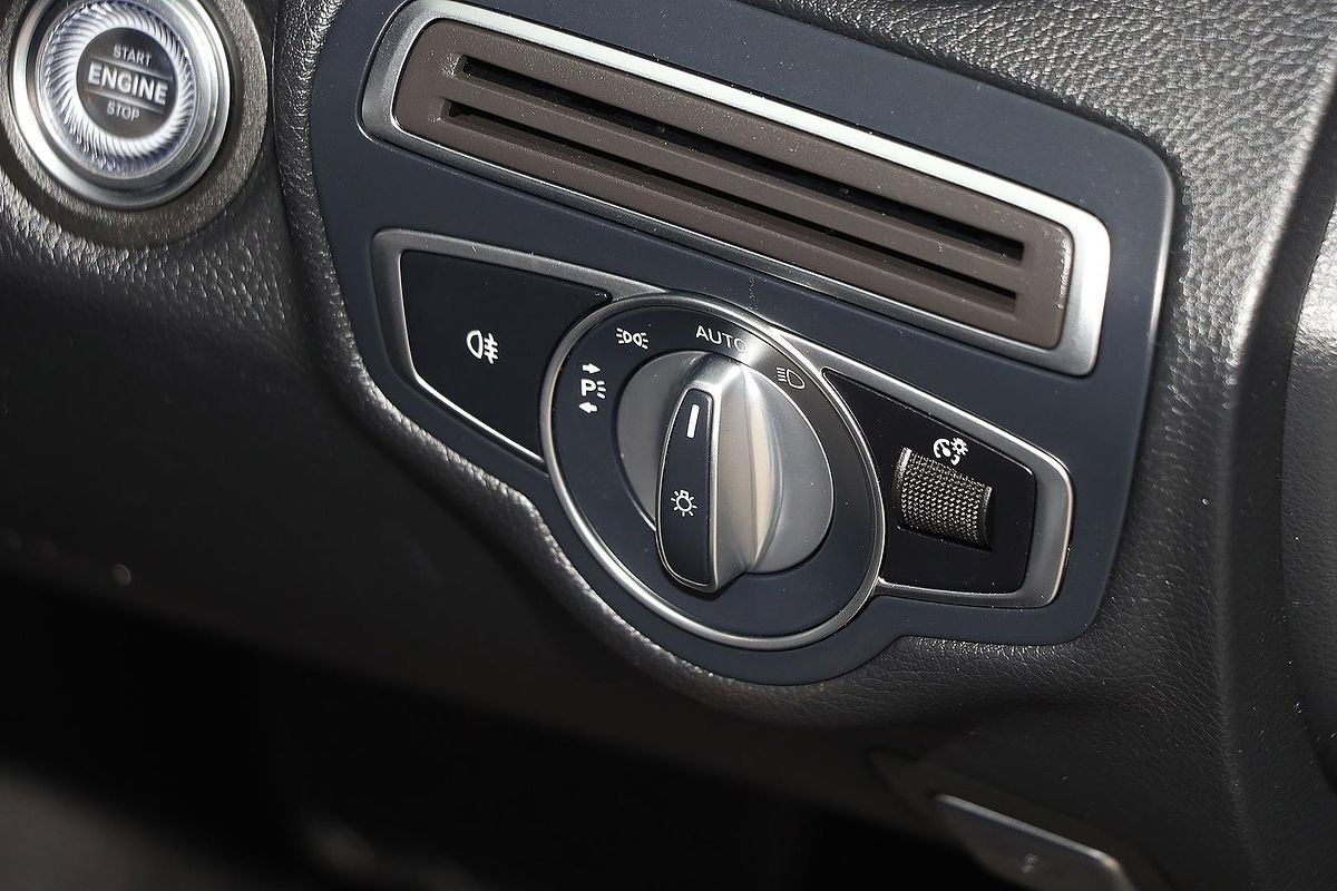 2019 Mercedes-Benz C-Class C200 W205
