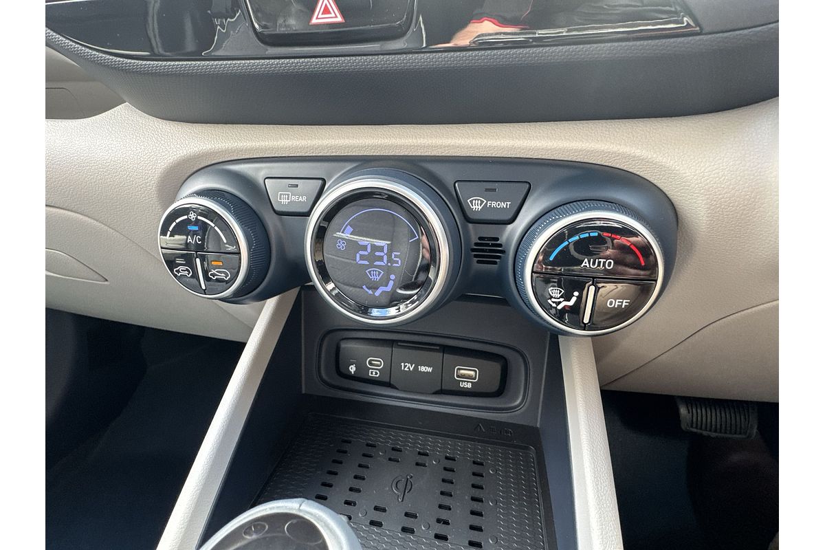 2025 Hyundai Venue Elite QX.V5