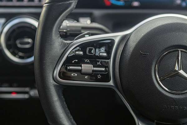 2018 Mercedes-Benz A-Class A200 V177