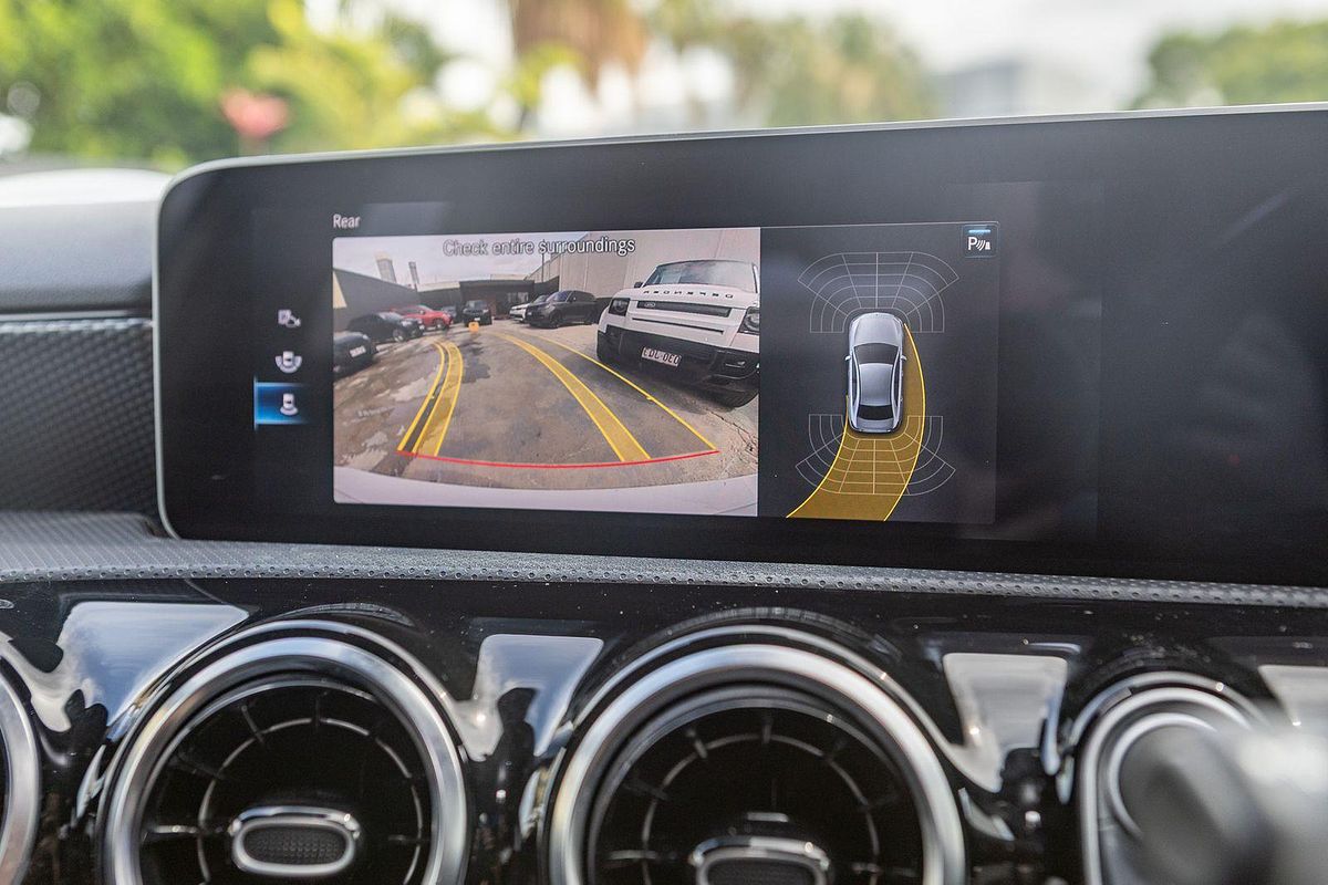 2018 Mercedes-Benz A-Class A200 V177