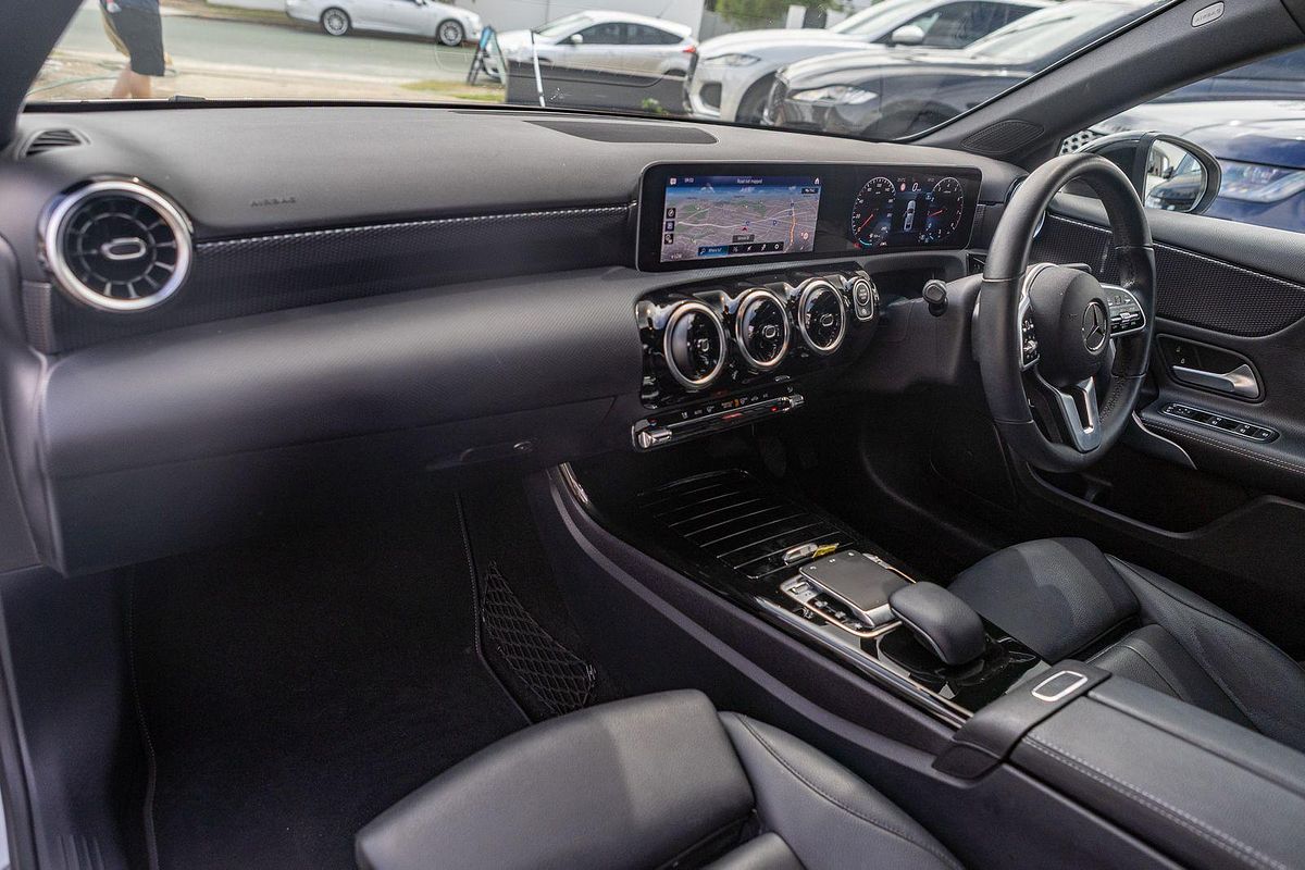 2018 Mercedes-Benz A-Class A200 V177