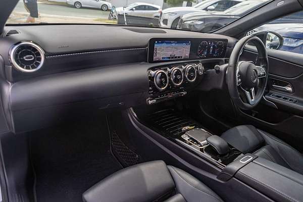 2018 Mercedes-Benz A-Class A200 V177