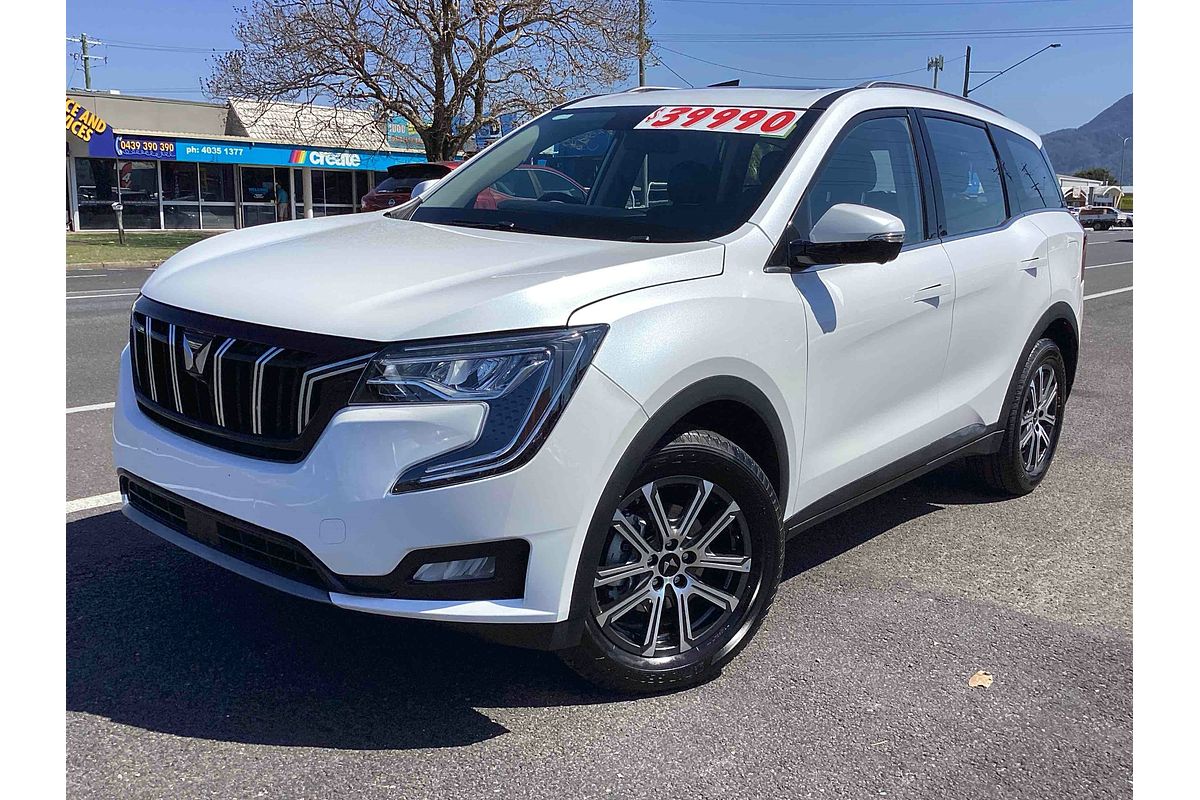 2025 Mahindra XUV700 AX7L