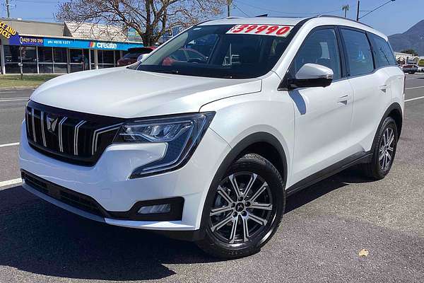 2025 Mahindra XUV700 AX7L