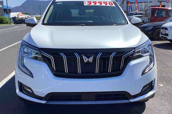 2025 Mahindra XUV700 AX7L