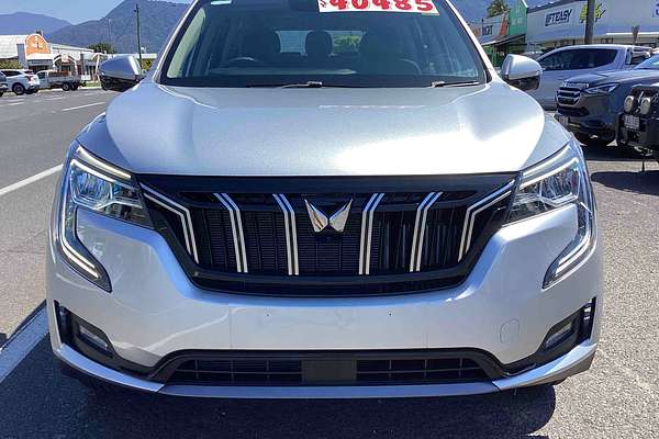 2025 Mahindra XUV700 AX7L