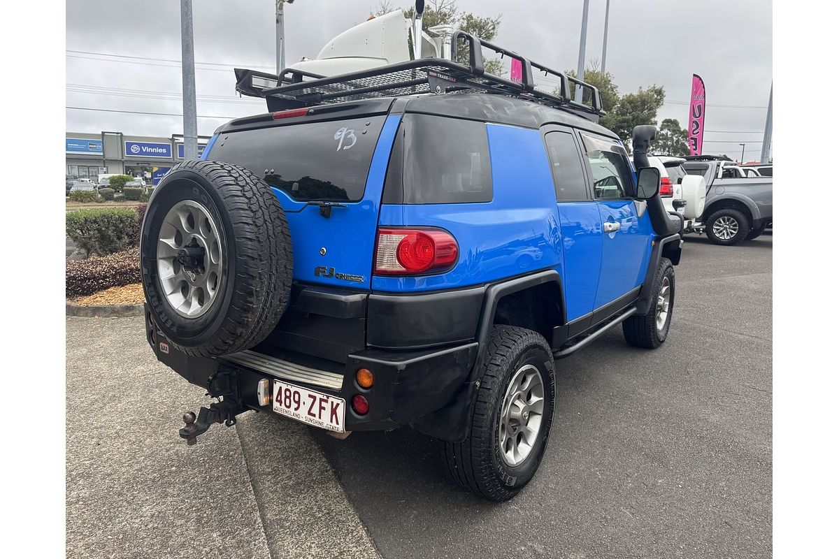 2011 Toyota FJ Cruiser GSJ15R