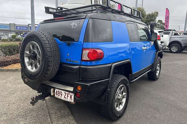 2011 Toyota FJ Cruiser GSJ15R