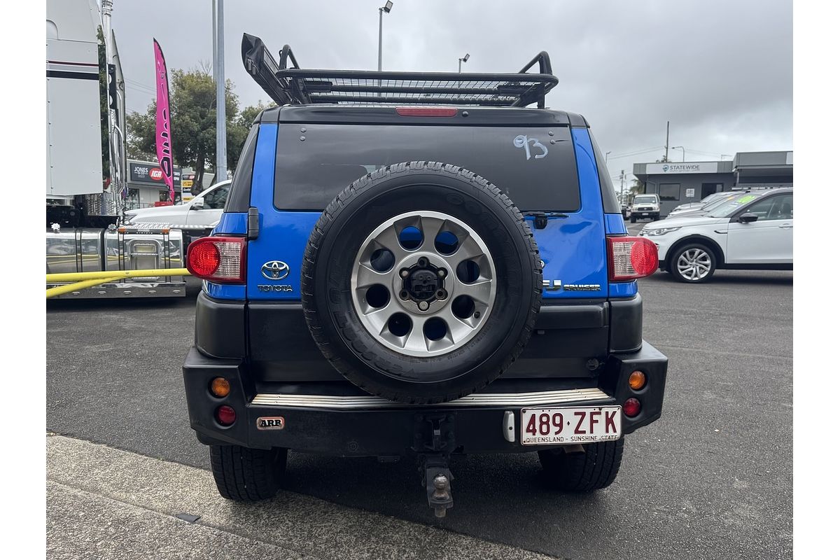 2011 Toyota FJ Cruiser GSJ15R
