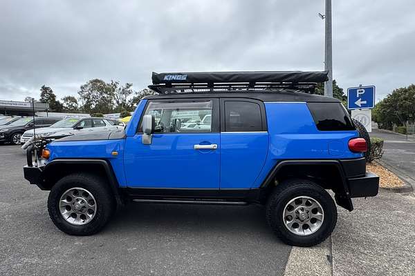 2011 Toyota FJ Cruiser GSJ15R