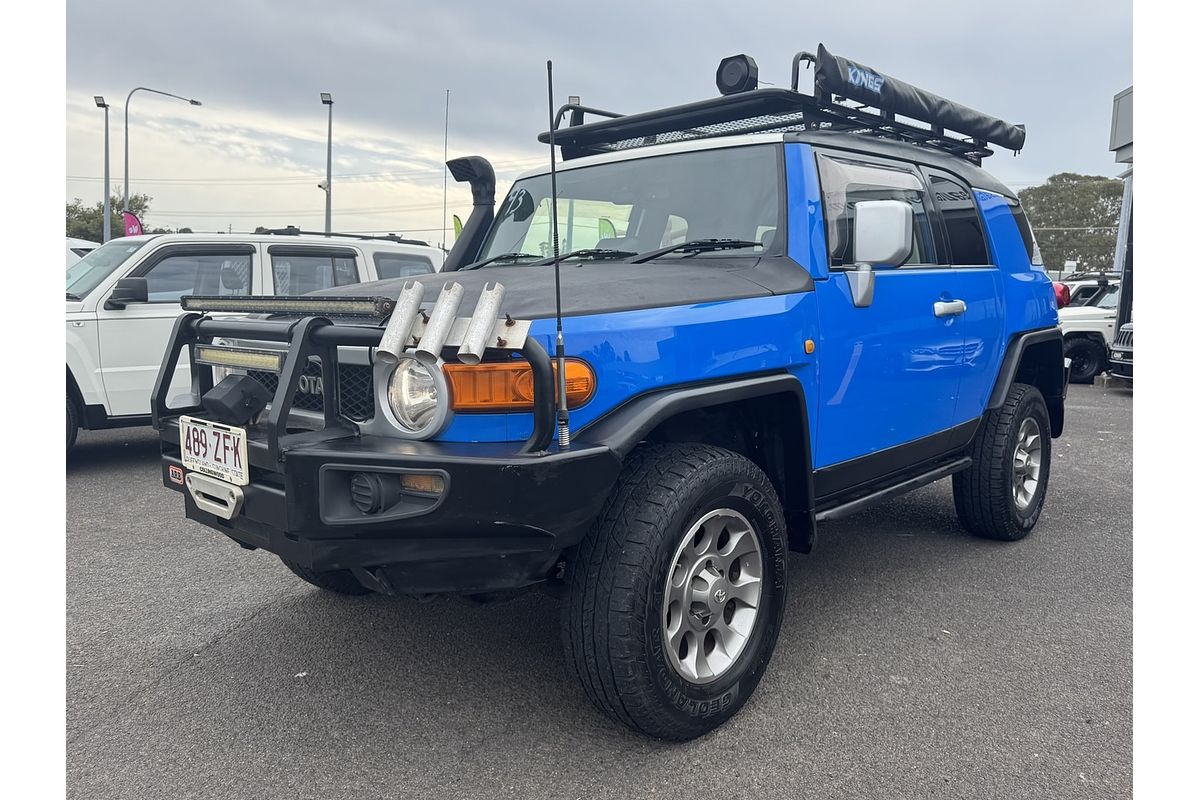 2011 Toyota FJ Cruiser GSJ15R