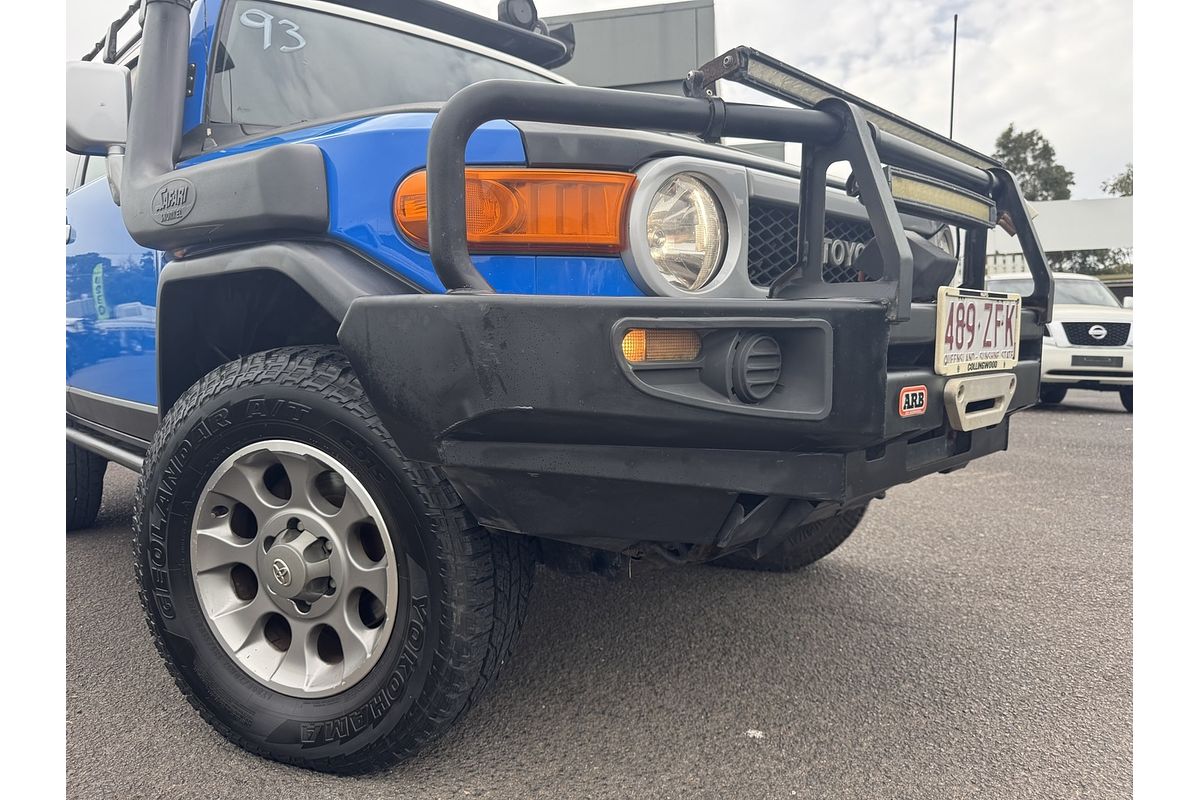 2011 Toyota FJ Cruiser GSJ15R