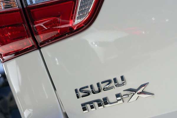 2019 Isuzu MU-X LS-T