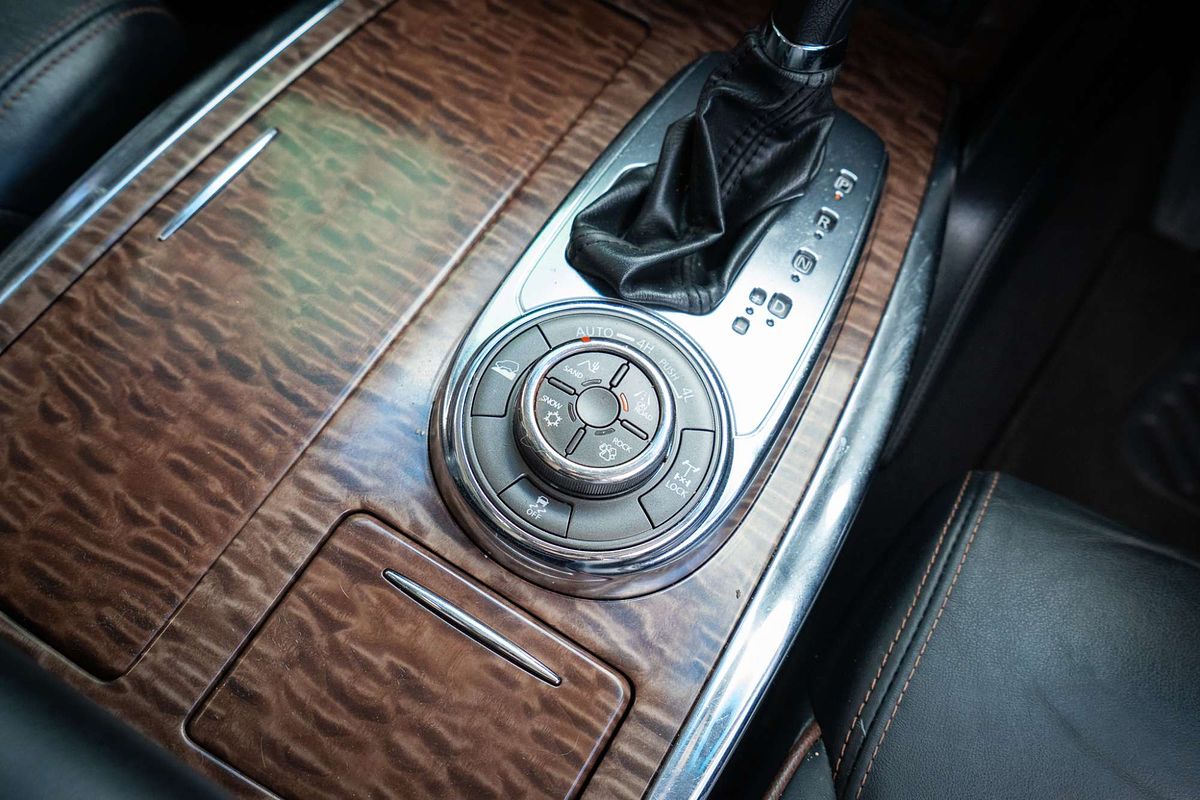 2015 Nissan Patrol Ti Y62