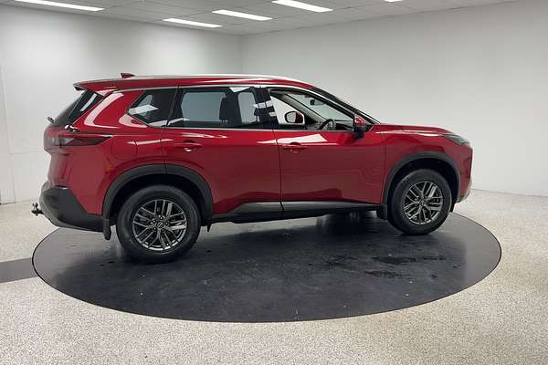 2022 Nissan X-TRAIL ST T33