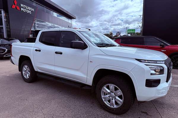 2024 Mitsubishi Triton GLX+ MV 4X4
