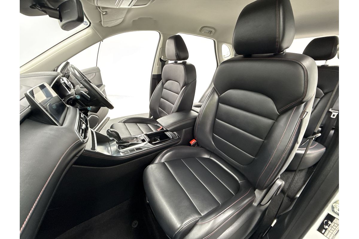 2023 MG HS Excite SAS23