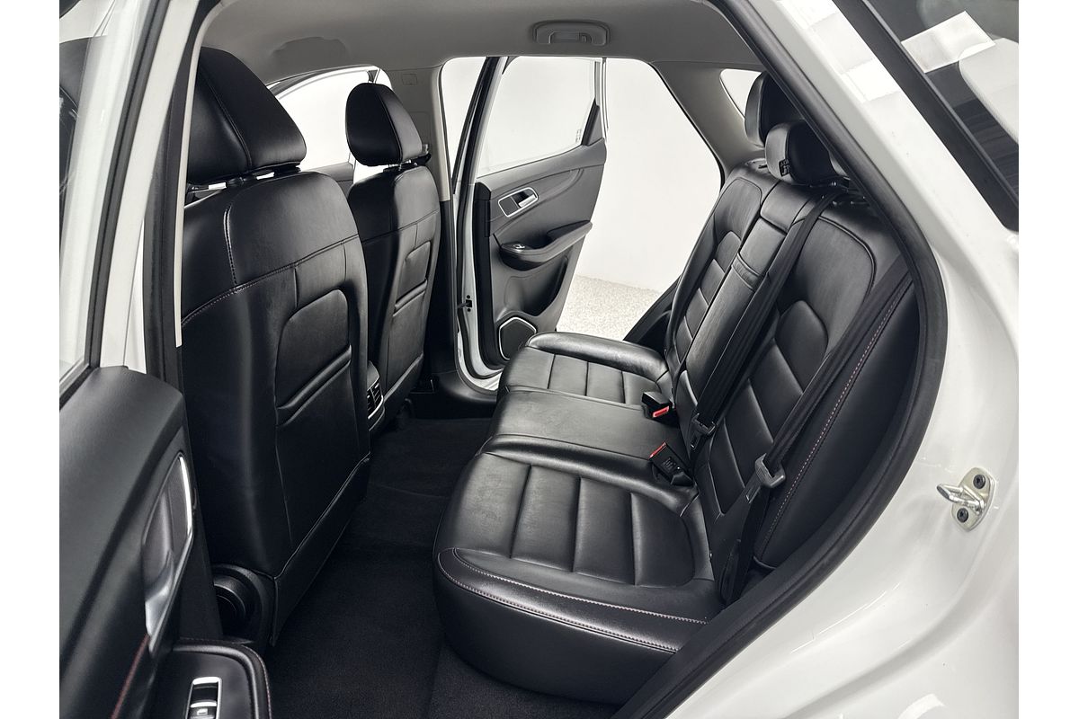 2023 MG HS Excite SAS23