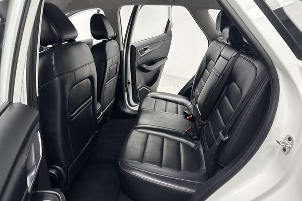 2023 MG HS Excite SAS23