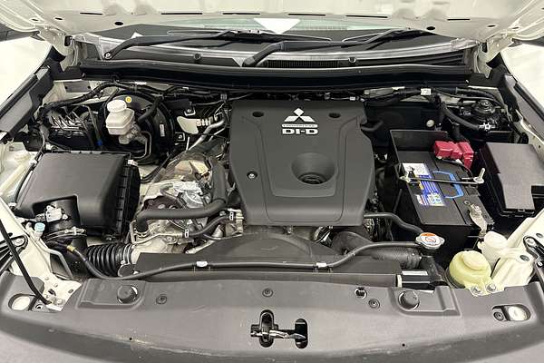 2020 Mitsubishi Triton GLX ADAS MR 4X4