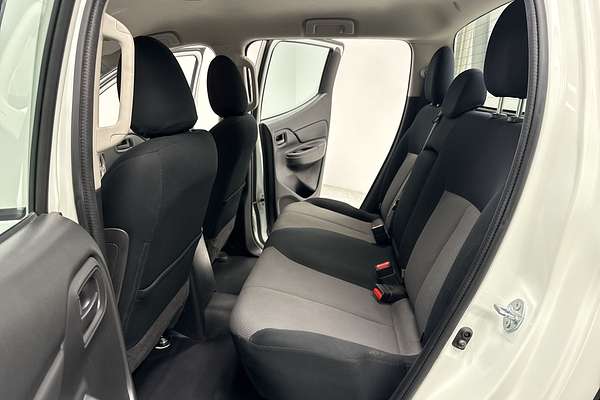 2020 Mitsubishi Triton GLX ADAS MR 4X4