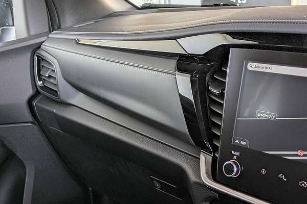 2025 Isuzu MU-X LS-T