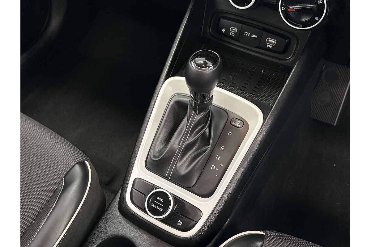 2023 Hyundai Venue Active QX.V5