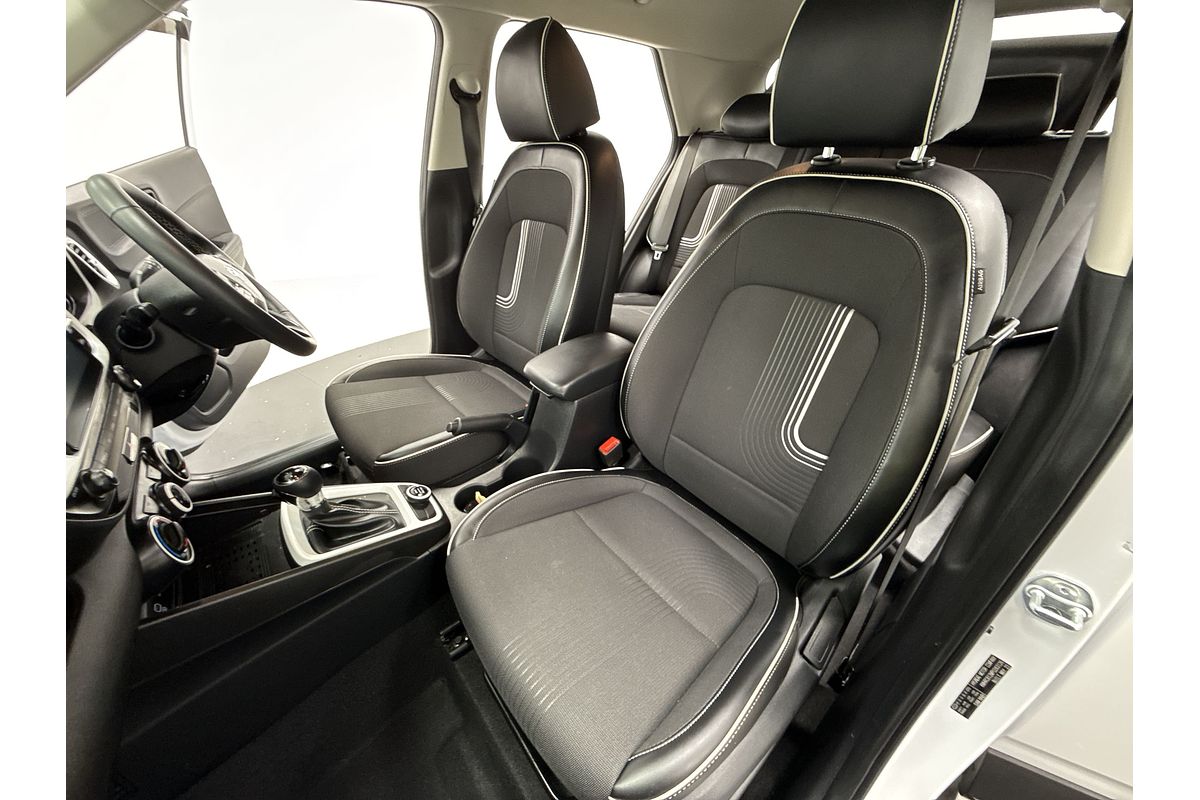 2023 Hyundai Venue Active QX.V5