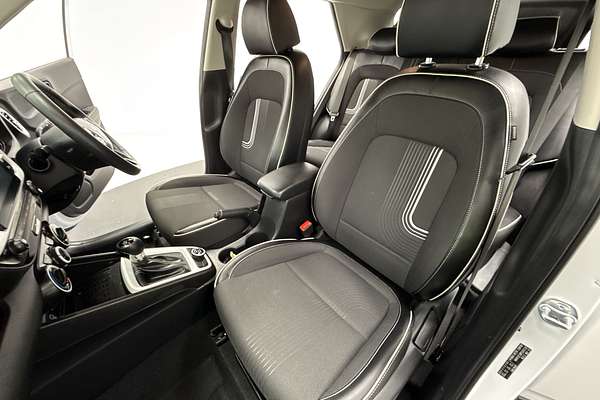 2023 Hyundai Venue Active QX.V5