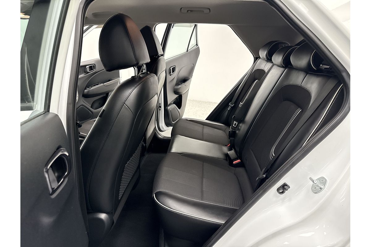 2023 Hyundai Venue Active QX.V5