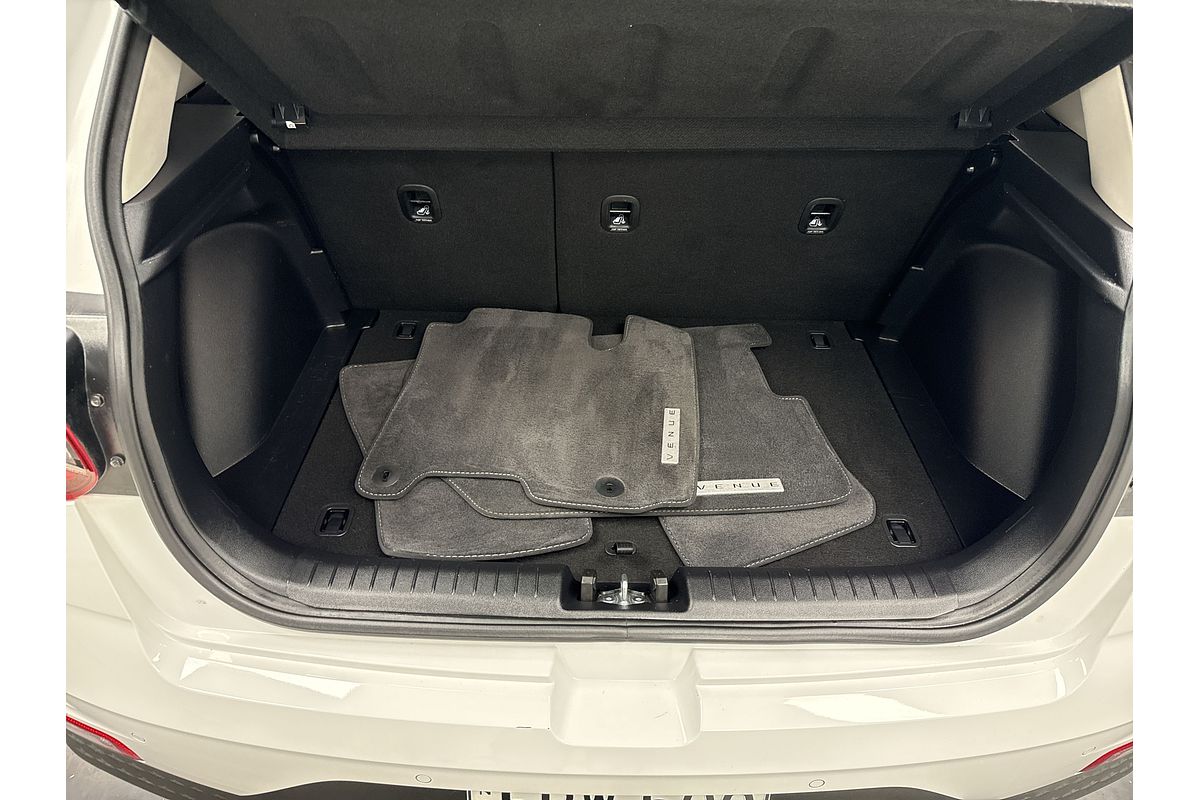 2023 Hyundai Venue Active QX.V5