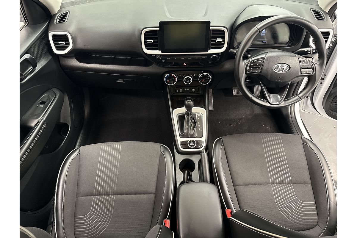 2023 Hyundai Venue Active QX.V5