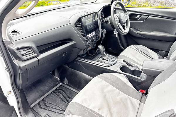 2022 Isuzu D-MAX SX 4X4