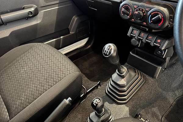 2022 Suzuki Jimny Lite GJ