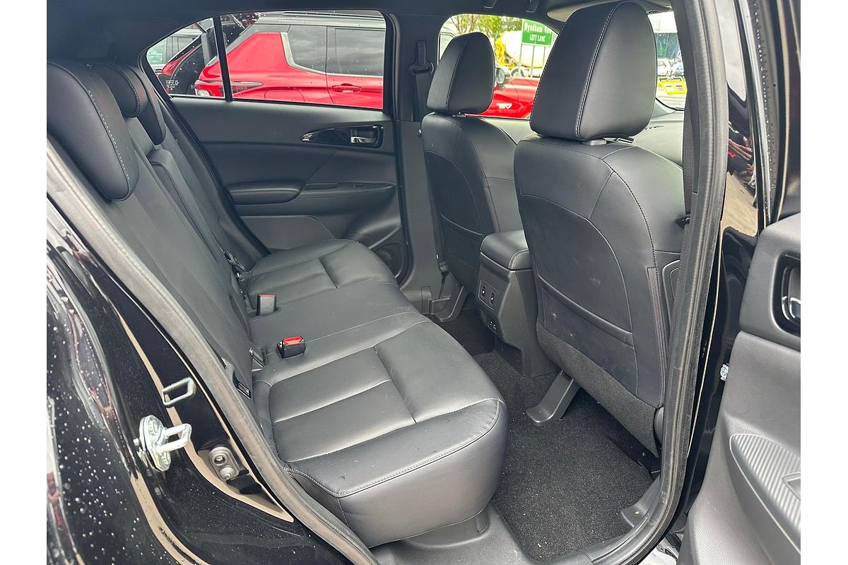 2024 Mitsubishi Eclipse Cross Exceed YB