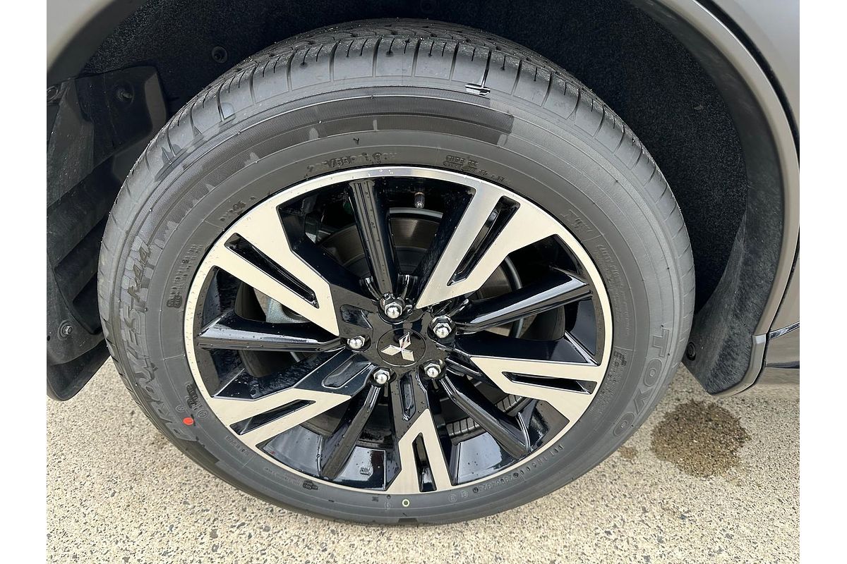 2024 Mitsubishi Eclipse Cross Exceed YB