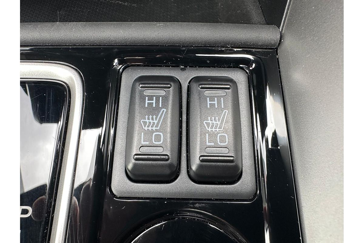 2024 Mitsubishi Eclipse Cross Exceed YB