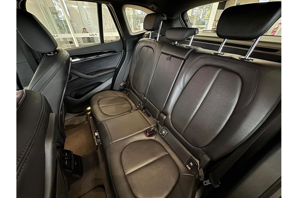 2017 BMW X1 sDrive20i F48