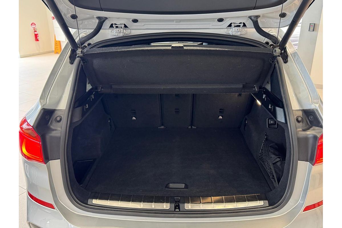 2017 BMW X1 sDrive20i F48