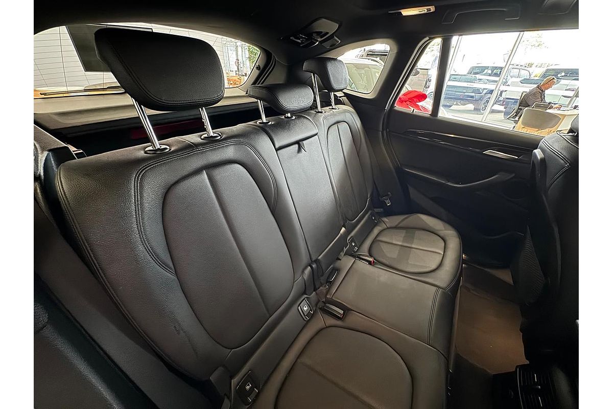 2017 BMW X1 sDrive20i F48