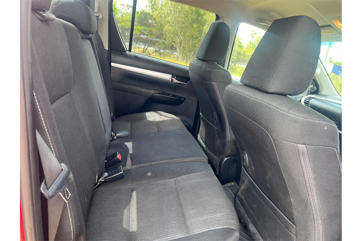 2016 Toyota Hilux SR5 GUN126R 4X4
